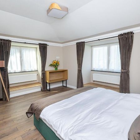 B59 Boutique Hotel Câmpulung Moldovenesc Dış mekan fotoğraf