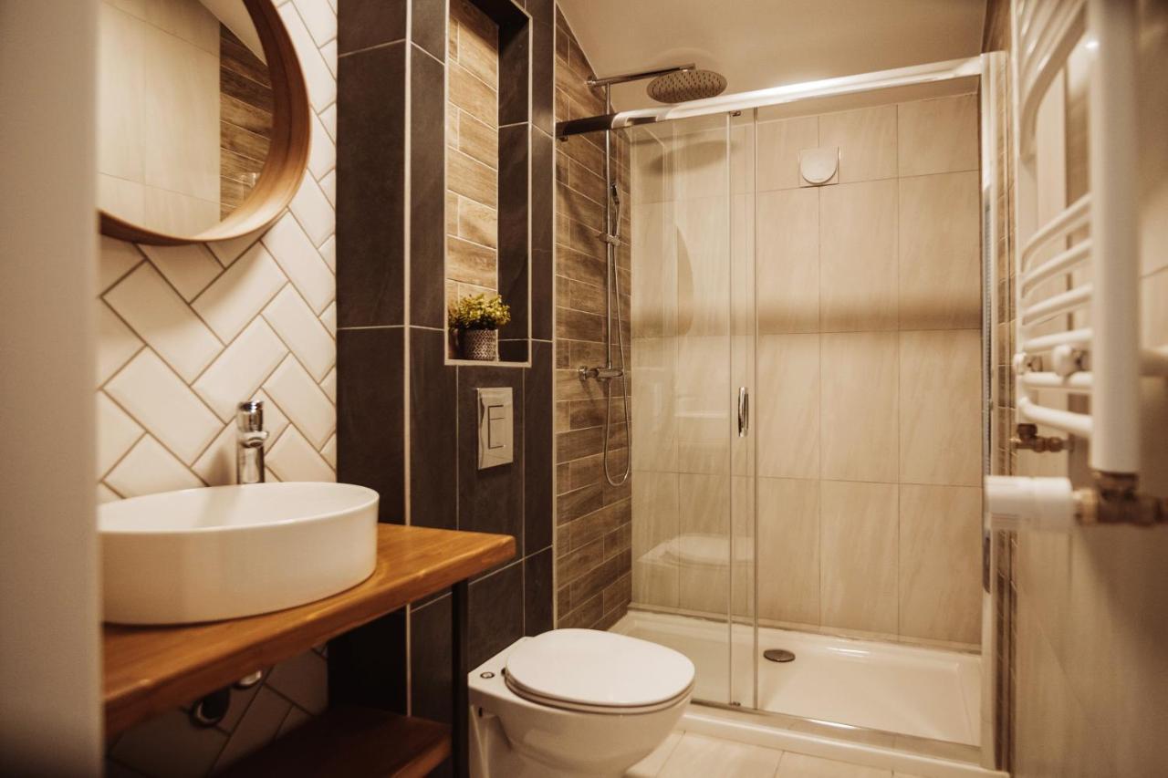 B59 Boutique Hotel Câmpulung Moldovenesc Dış mekan fotoğraf