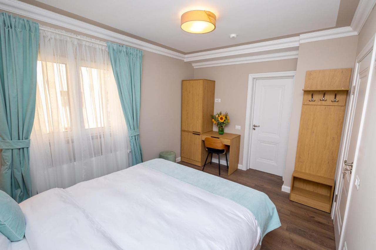 B59 Boutique Hotel Câmpulung Moldovenesc Dış mekan fotoğraf